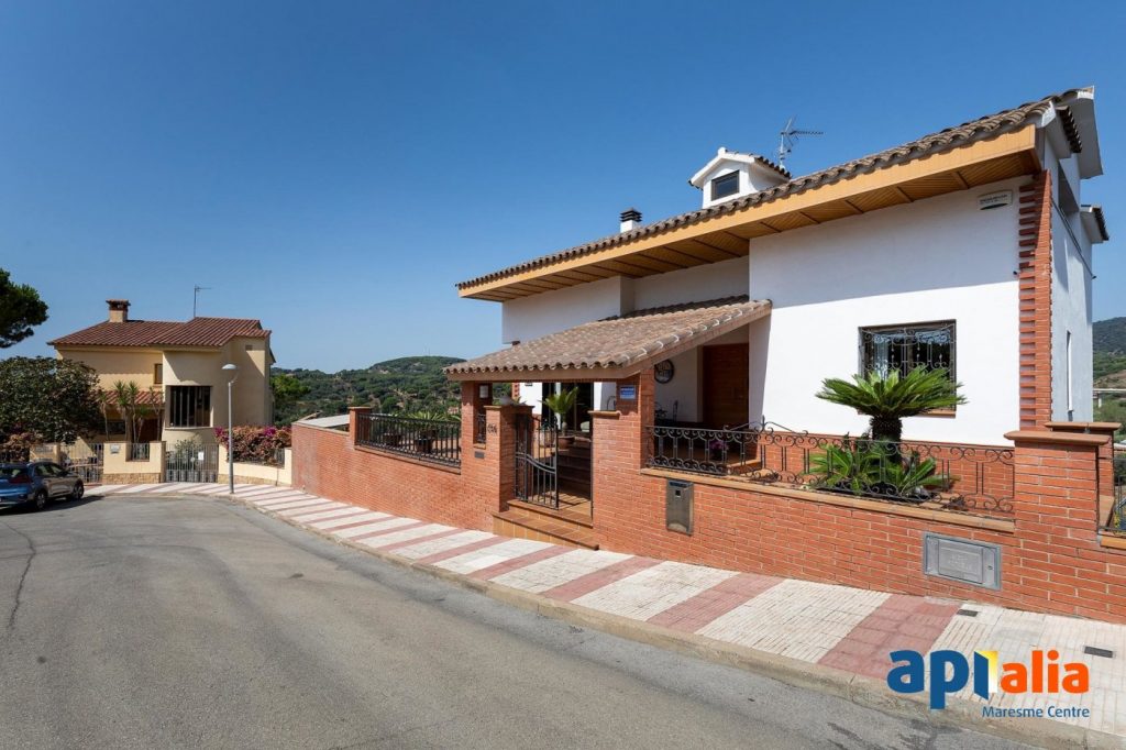 Casa en Calella - Zona OTRAS - Ref 04079