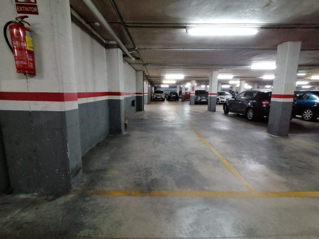 Parking en Mataró - Zona Centro - Ref 04152